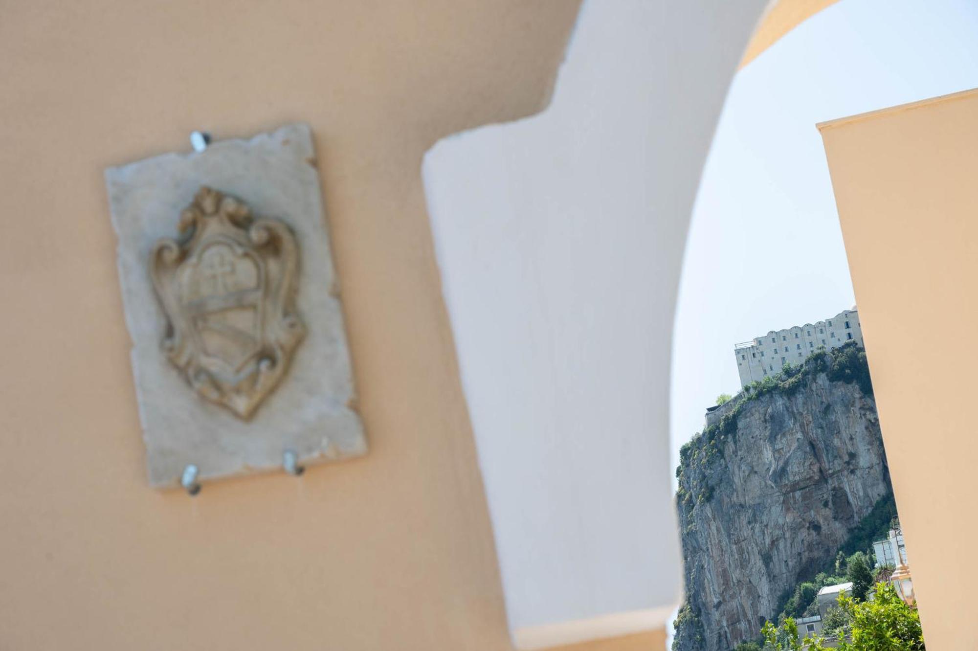 Torre Del Califfo Amalfi Relais Villa Exterior foto